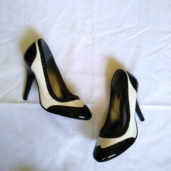 black and white saddle heels